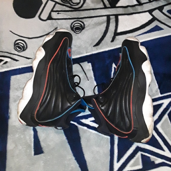 Shoes - Picture 4 of 5